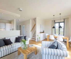Reetland am Meer Premium Reetdachvilla mit 3 Schlafzimmern, Sauna und Kamin F14