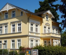 Villa Granitz - Ferienwohnung 45453 (Gellen)