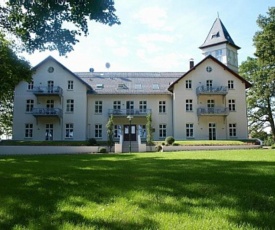 Appartement Schloß - Hohen Niendorf
