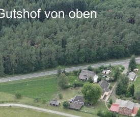 Ferien Mecklenburgische Seenplatte, Urlaub auf dem Gutshof