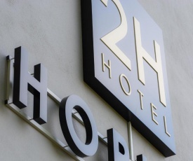 2H Horizon Hotel