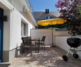 Sonnenbungalow mit Terrasse und Garten sehr ruhig Mitten in Binz